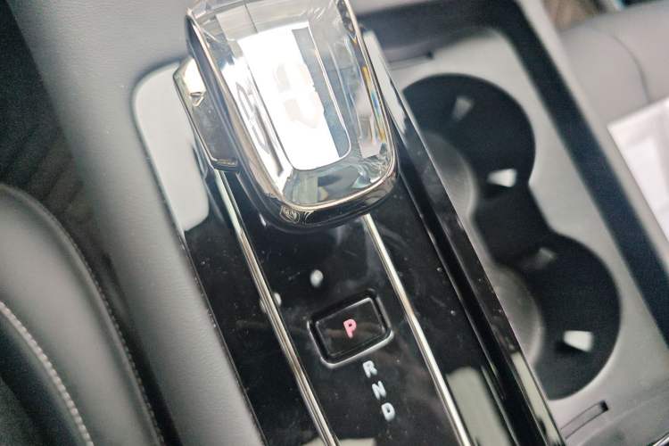 Used Hima AITO M7 2024 1.5T Intelligent Driving 4WD Max Edition 5 Seats
