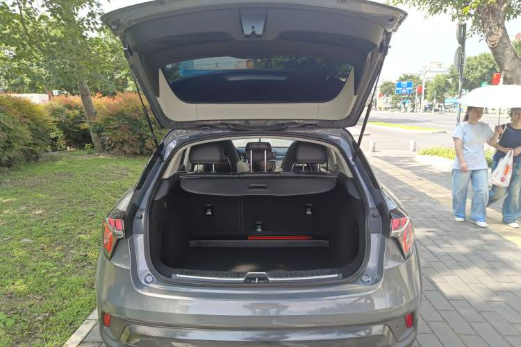 Used Lynk & Co 02 2018 1.5T DCT Two-Wheel Drive Zhaopu Version China V Standard