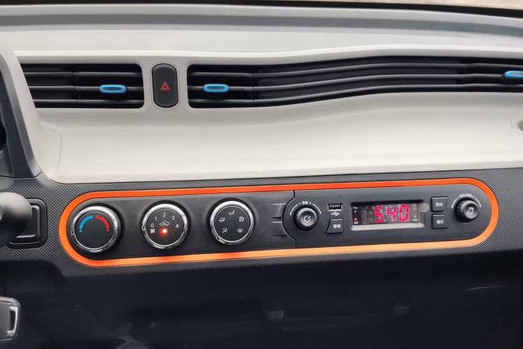 Used Wuling Hongguang MINIEV 2022 Easy Version Lithium Iron Phosphate