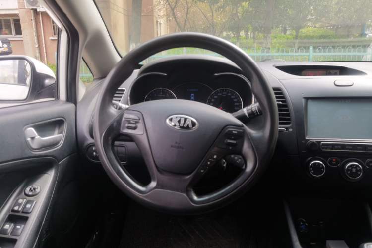 Used Kia K3 2015 1.6L Manual GL
