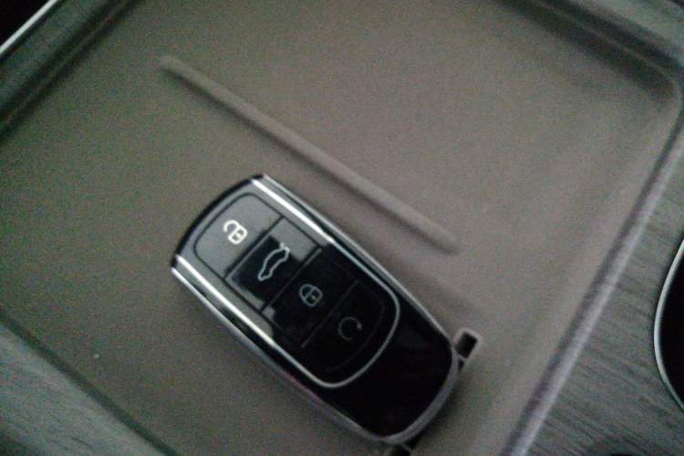 Used Chery Tiggo 8 PLUS 2025 290TGDI DCT Prestige 5-Seater
