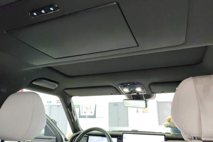 Used Polestones 01 2024 Deluxe 6-Seater Standard Range Version
