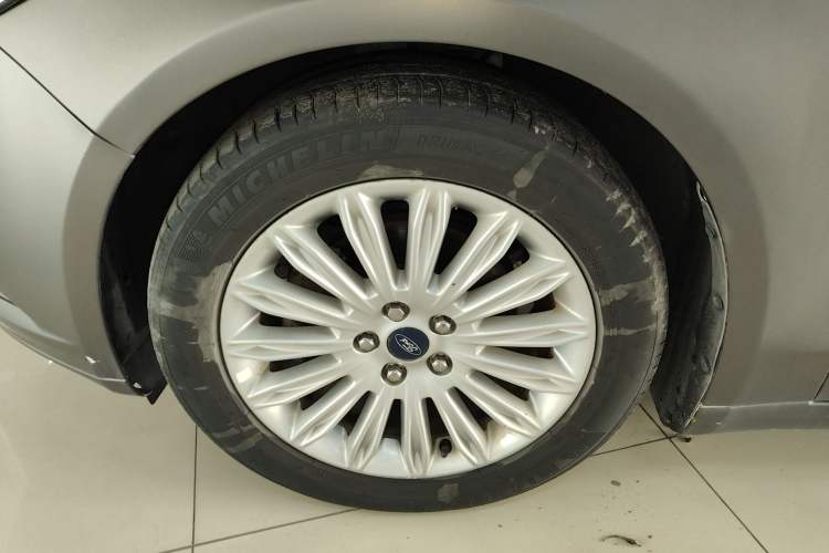 Used Ford Mondeo 2013 2.0L GTDi 200 Luxury Model
