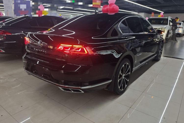 Used Volkswagen Magotan 2025 Zhongxiang Version 330TSI DSG Luxury Edition
