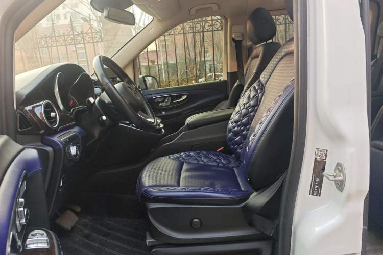 Used Mercedes-Benz V-Class 2017 V 260 L Prestige Extended Edition