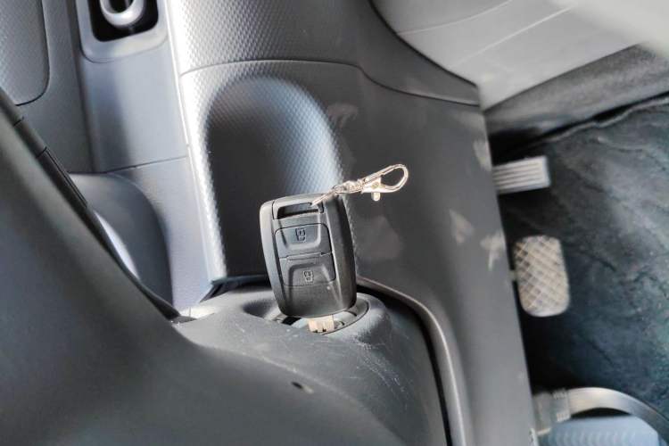 Used Wuling Hongguang New Energy 2024 All-Electric Model 300KM Practical Version