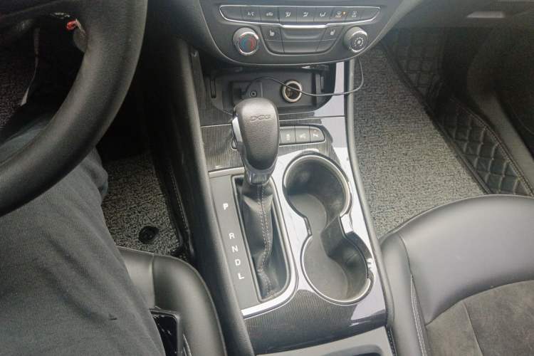 Used Buick Verano 2015 Sedan 20T Dual-Clutch Elite Model