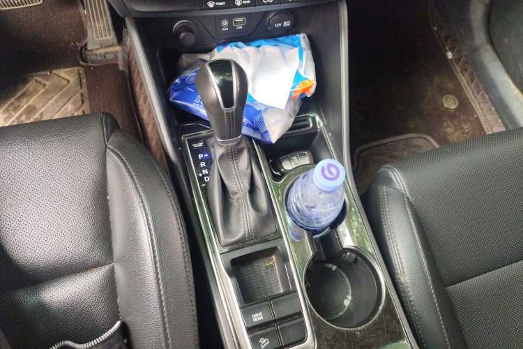 Used Hyundai Tucson 2015 1.6T Dual-Clutch Two-Wheel-Drive Leading Model