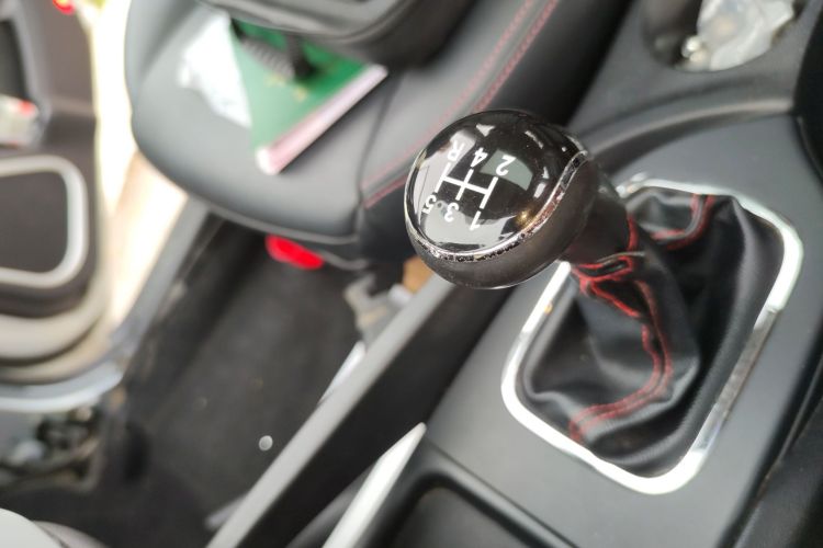 Used CHANGAN CS35 2015 1.6L Manual Luxury Model China IV Standard
