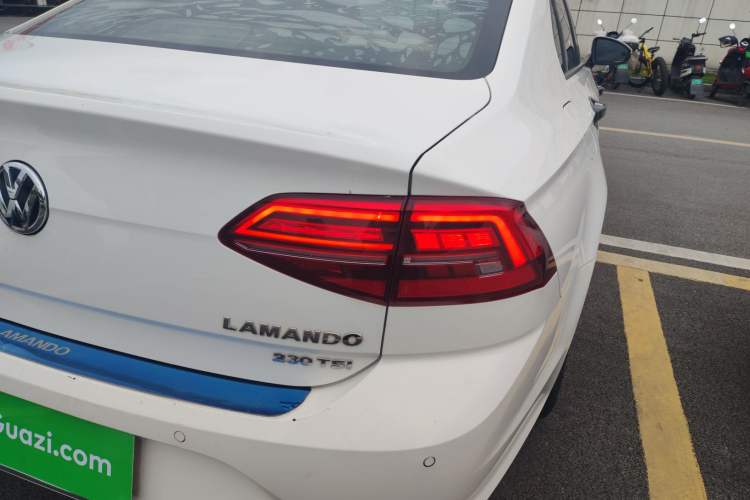 Used Volkswagen Lamando 2019 230TSI DSG Fashion Edition China VI Right Rear Taillight