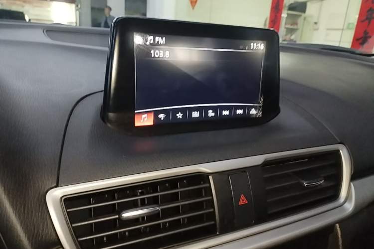 Used Mazda 3 Axela 2019 Cloud-Controlled Version Sedan 1.5L Automatic Luxury Trim China V Standard