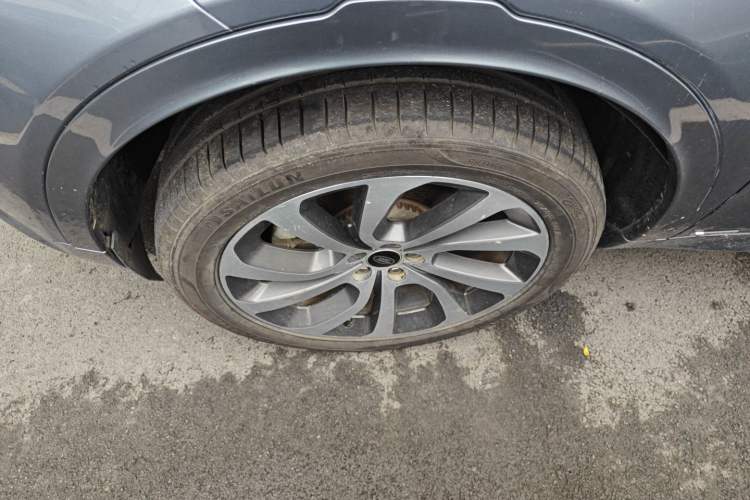 Used Land Rover Discovery Sport 2020 249 PS R-Dynamic Performance Edition