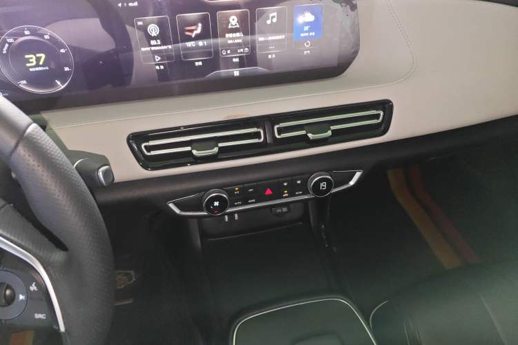 Used BAIC Beijing EU5 PLUS 2023 R500 Premium Edition
