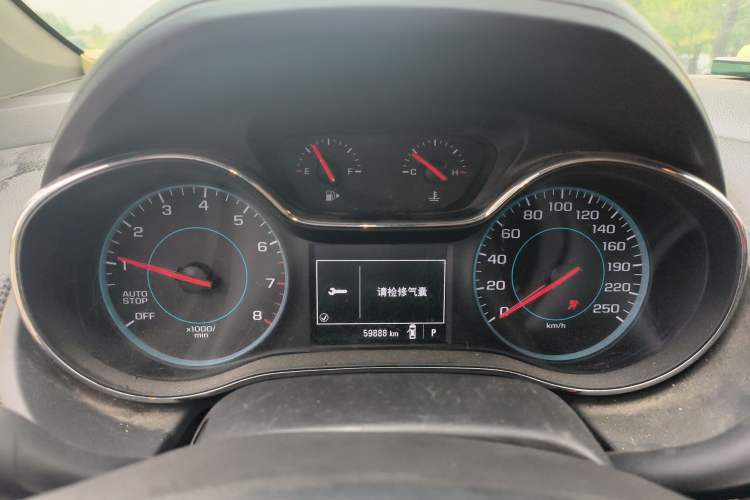 Used Chevrolet Cruze 2017 1.5L Automatic Pioneer Sunroof Edition
