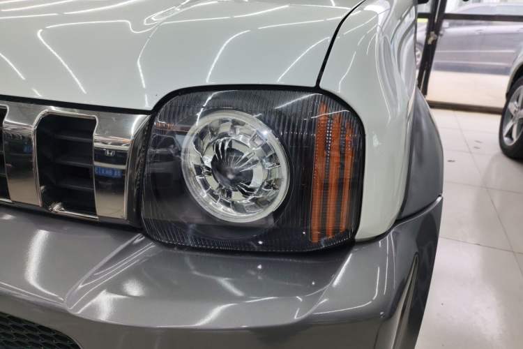 Used Suzuki Jimny 2015 1.3 AT Mode3 Navigation Edition
