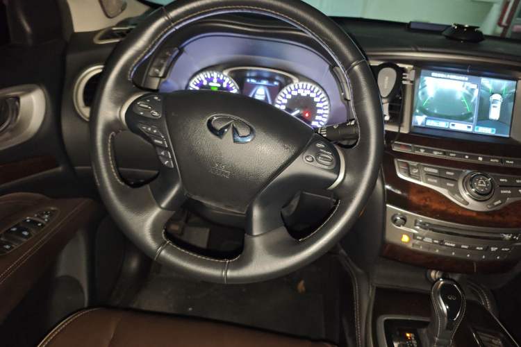 Used Infiniti QX60 2018 2.5 S/C Hybrid Two-Wheel-Drive Champion Family Edition Steering Wheel