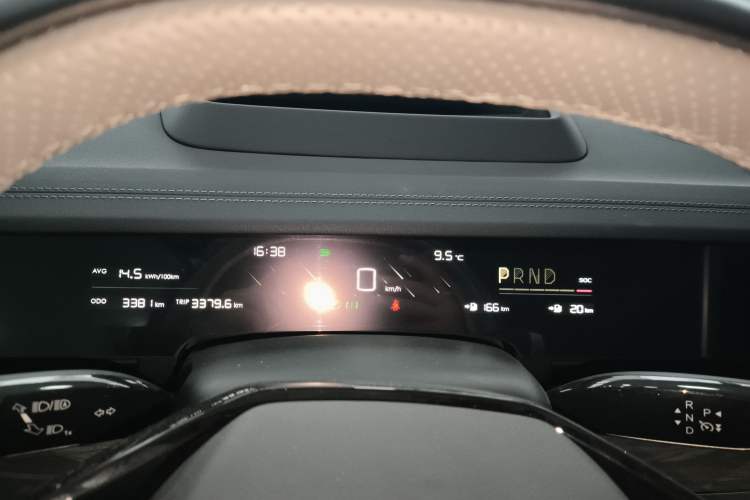 Used NETA S 2024 Revised Version Range-Extended 1060 AR-HUD Edition
