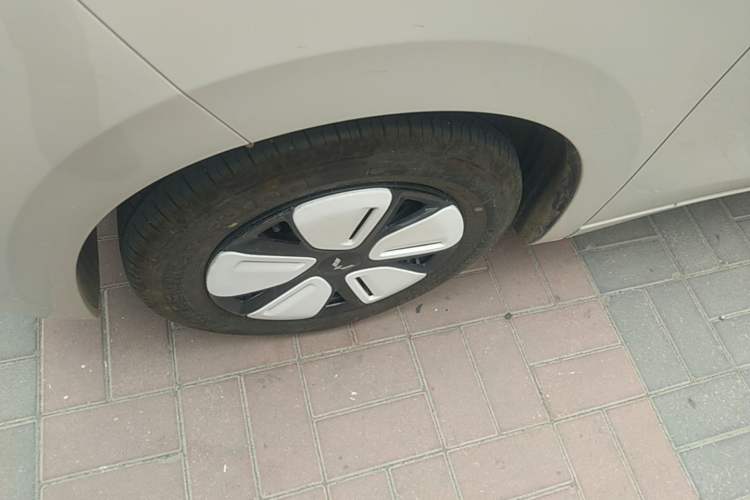 Used Wuling Hongguang MINIEV 2025 Four-Door Version Advanced Edition
