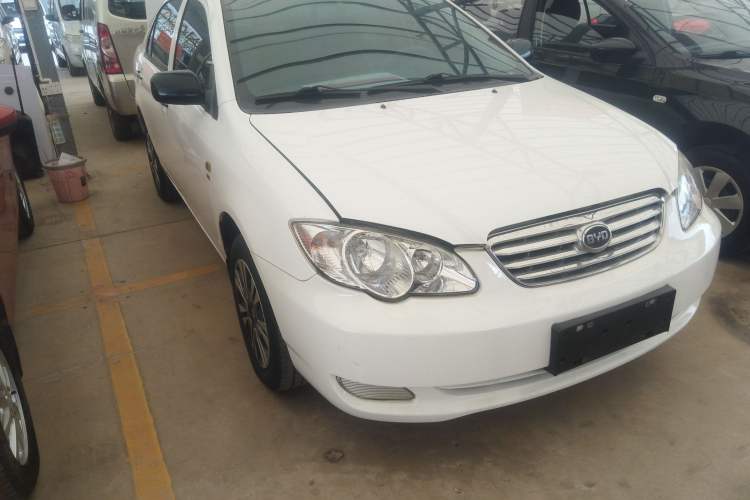 Used BYD F3 2012 Energy-Saving Edition 1.5L Manual Standard Model
