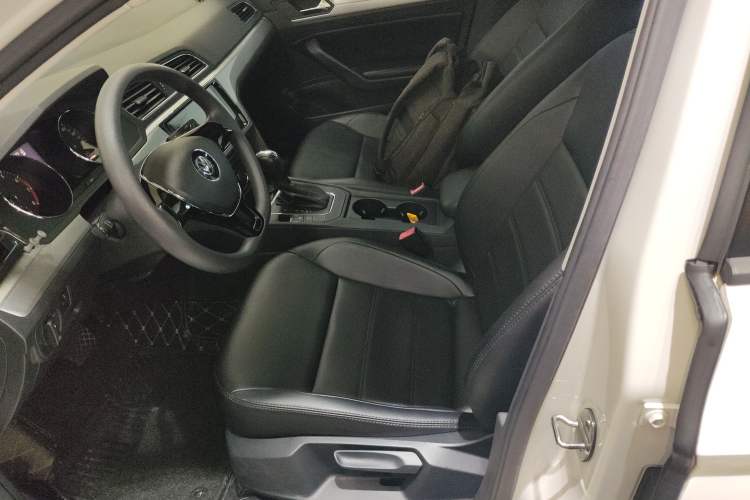 Used Volkswagen Lamando 2018 230TSI DSG Fashion Edition