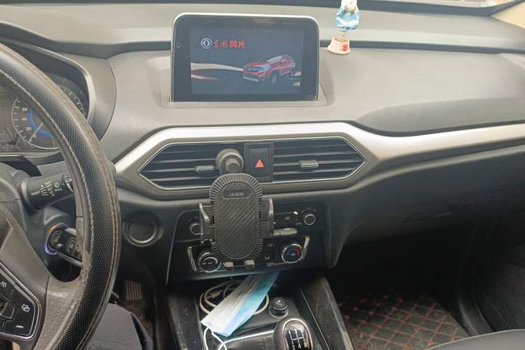 Used Dongfeng Fengon S560 2018 1.8L Manual Urban Model 5 Seats