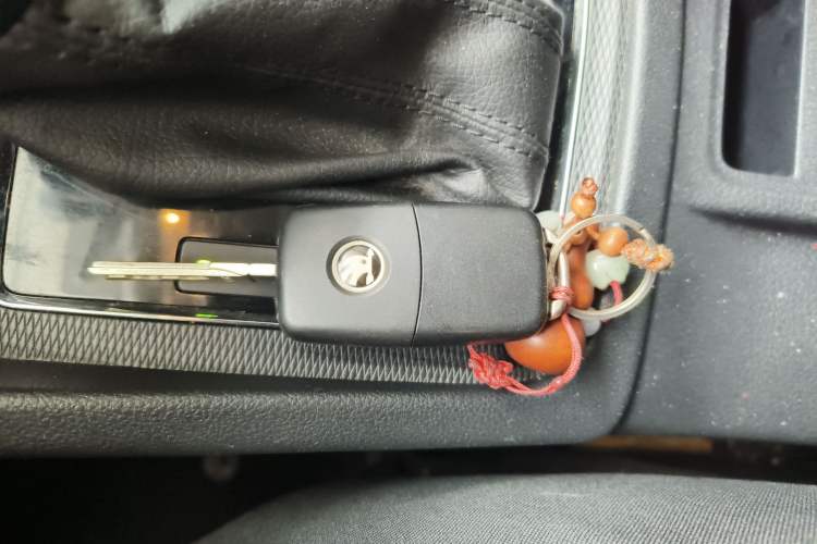 Used Skoda Kamiq 2018 1.5L Automatic Comfort Edition China VI Standard Vehicle Key