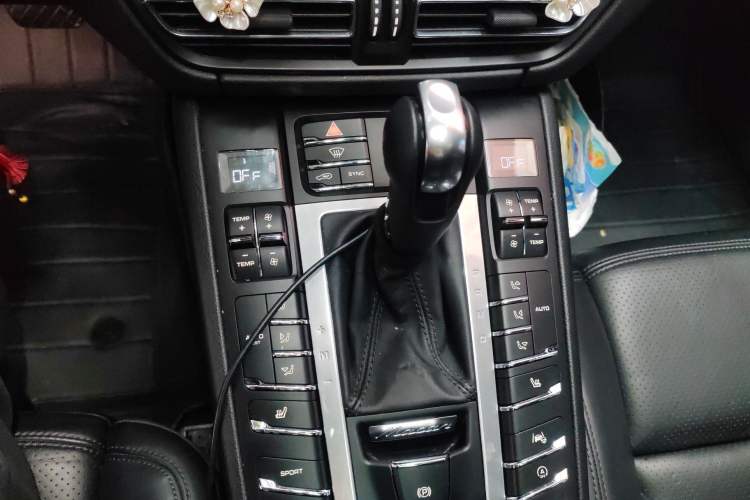 Used Porsche Macan 2021 Macan 2.0T