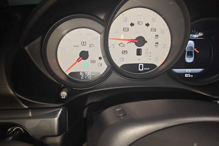 Used Porsche 718 2022 Boxster 2.0T
