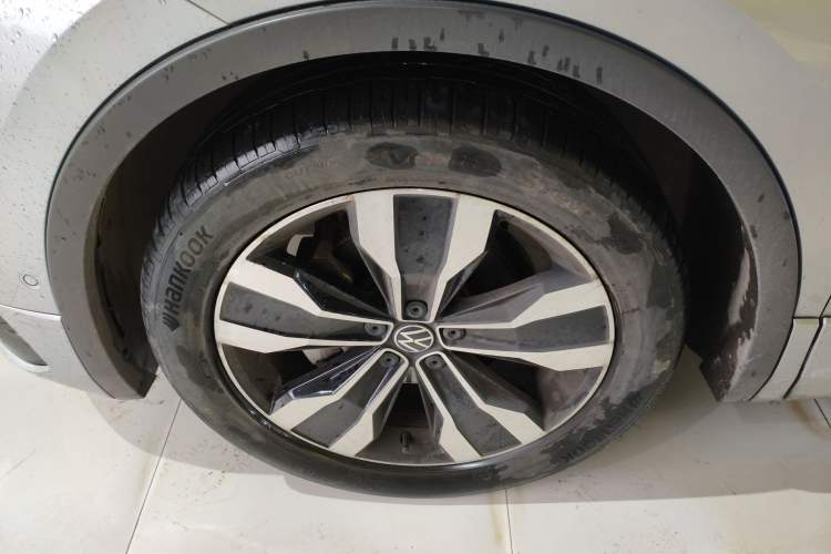 Used Volkswagen Tiguan L 2022 330TSI Automatic Two-Wheel Drive R-Line Flagship Edition