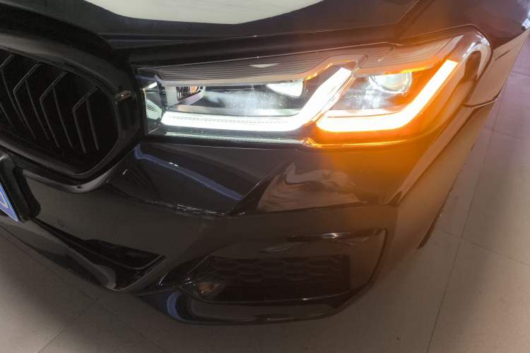 Used BMW 5 Series 2020 525i M Sport Package
