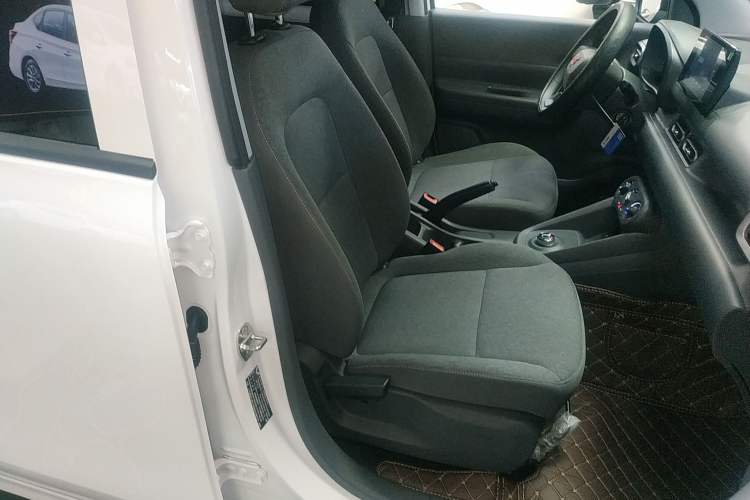 Used Wuling Hongguang New Energy 2024 All-Electric Model 300KM Standard Version
