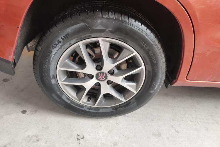 Used BYD Song 2016 GaiShi Edition 1.5TI Manual Elite Model Exterior 5