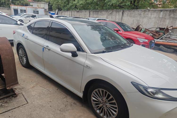 Used Toyota Camry 2024 Dual-Motor 2.0 HG Premium Edition
