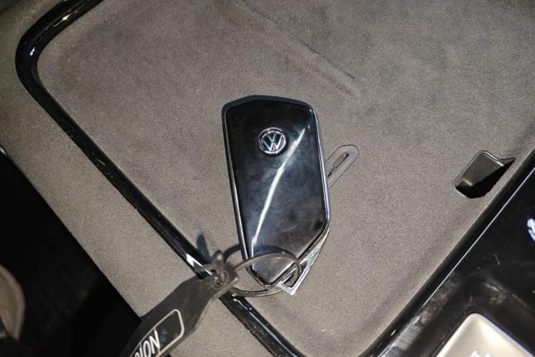 Used Volkswagen Teramont 2025 Tiguan Pro 450TSI Four-Wheel Drive Summit Edition Interior 1