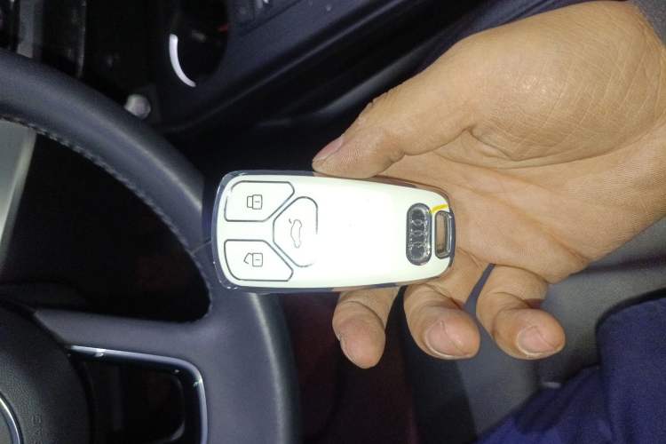 Used Audi A4L 2019 40 TFSI Fashion Version China V
