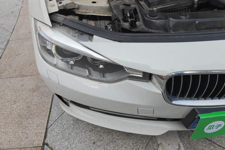 Used BMW 3 Series 2013 320Li Luxury Design Package
