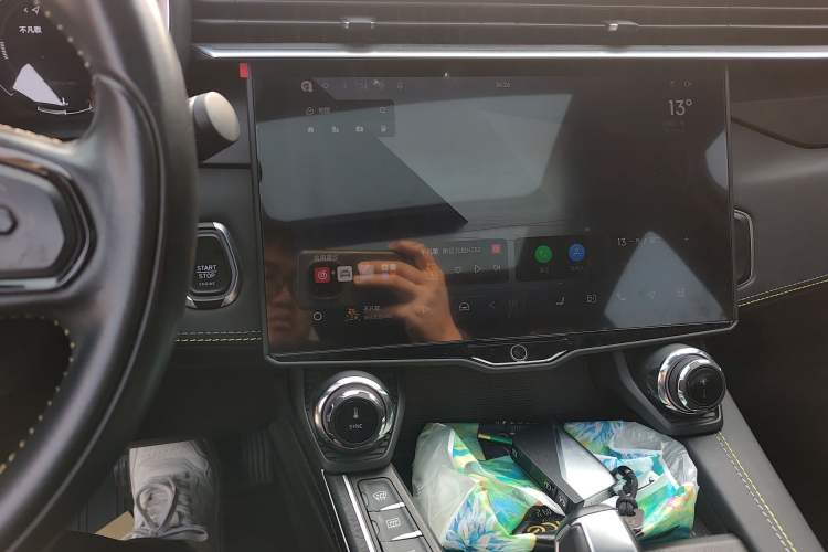 Used Lynk & Co 05 2023 2.0TD Two-Wheel Drive Shine Halo