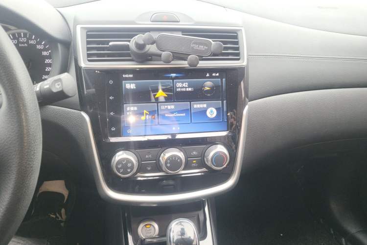 Used Nissan Tiida 2019 1.6L CVT Smart Drive Version China VI Standard