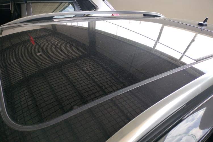 Used Volkswagen Tayron 2022 280TSI Two-Wheel Drive Luxury Smart Connectivity Version Roof