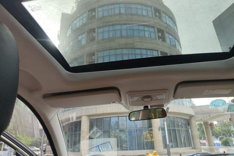 Used HYOSOW S3 2016 S3L 1.5L Manual Prestige Edition Headliner