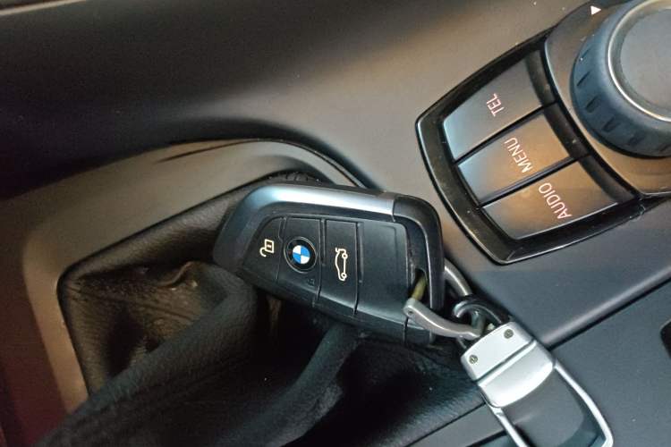 Used BMW X1 2016 sDrive18Li Premium Edition
