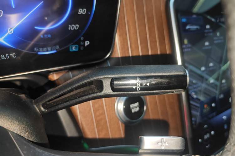 Used Mercedes-Benz EQE 2022 350 Luxury Edition
