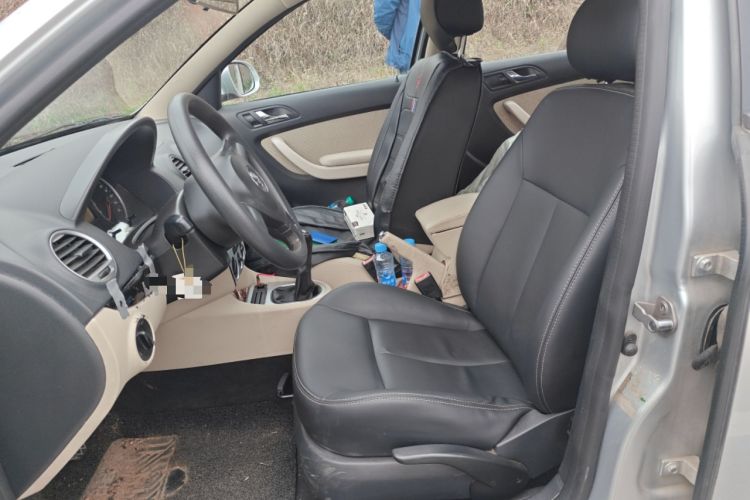 Used Volkswagen Lavida 2013 Classic 1.6L Manual Fashion Edition
