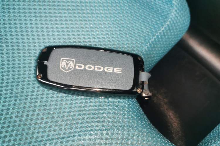 Used Dodge Journey 2013 3.6L Four-Wheel Drive Flagship Edition Vehicle Key