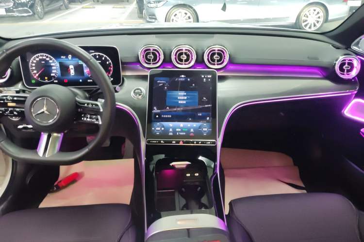 Used Mercedes-Benz C-Class 2024 C 260 L Sport Edition Gear Lever