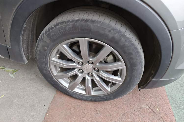 Used Cadillac XT4 2018 28T Two-Wheel-Drive Luxury Model