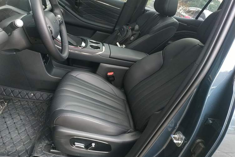 Used AION V 2024 Aion Tyrannosaurus 650 LiDAR Edition