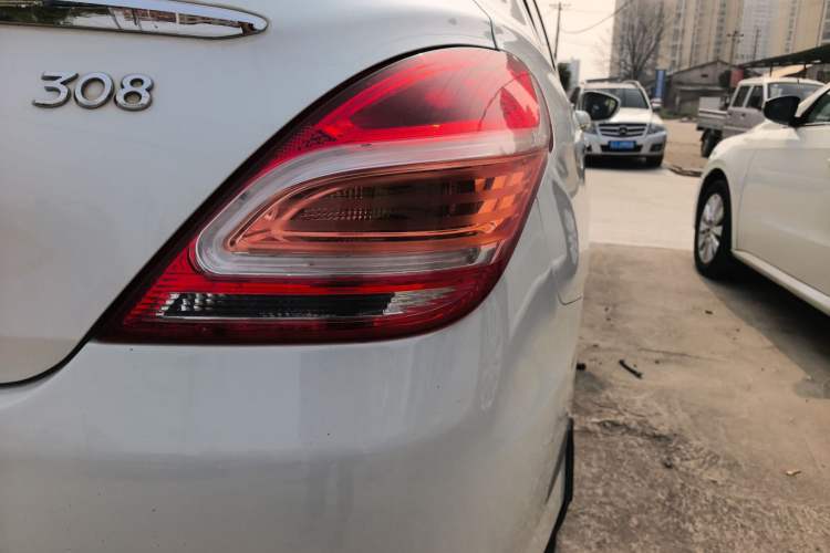 Used Peugeot 308 2014 Enjoyment Edition Classic 1.6L Automatic Fashion Model
