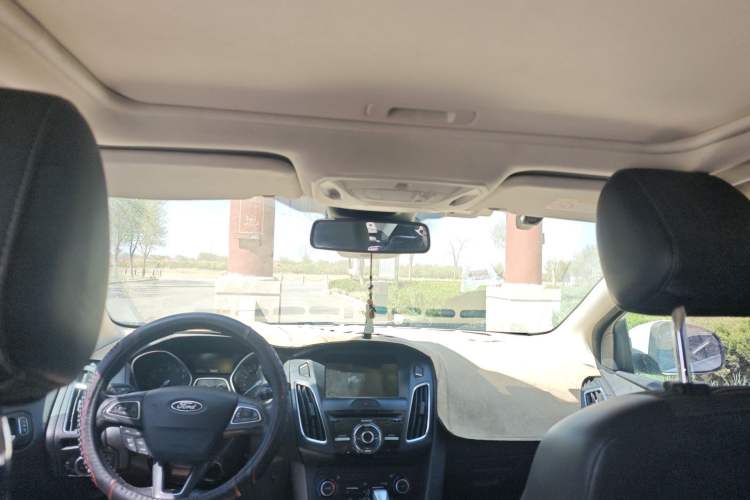 Used Ford Focus 2017 Hatchback EcoBoost 180 Automatic Elite Model Headliner