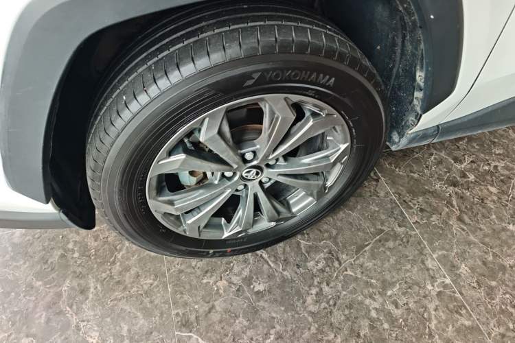 Used Toyota RAV4 2023 2.0L CVT Two-Wheel Drive Fashion Edition
